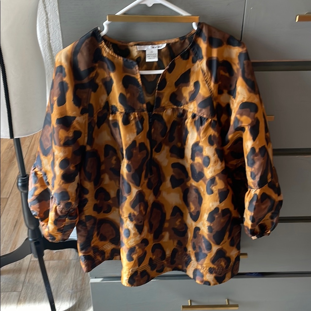 WD.NY Brown and Black Boxy Blouse with Mandarin Collar